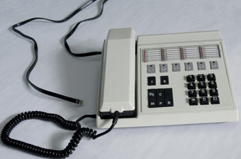 "Teléfono específico centralita multilíneas analógica"