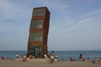 "Lucero herido, Playa de la Barceloneta, Barcelona"