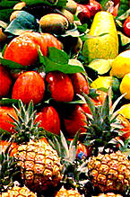 Imagen en color de un conjunto de frutas.