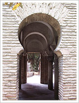 Mezquita del Cristo de la luz (999 d. C.), María J. Fuente (col. particular, 2006) 