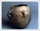 Olla de Tajos de Cacín (Alhama de Granada) (Neolítico hacia el 3.000 a. C.), Museo Arqueológico Nacional.