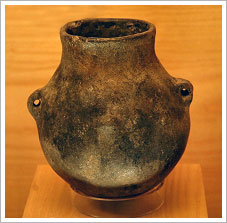 Cerámica neolítica en el Museo Arqueológico Provincial de Huesca. Banco de Imágenes del ITE