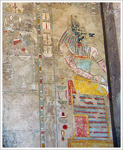 Detalle de la pintura templo funerario de la reina Hatschepsut. María J. Fuente (col. particular, 2006)