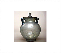 Urna funeraria de vidrio, posiblemente procedente de Pompeya. Museo Arqueológico Nacional de Madrid