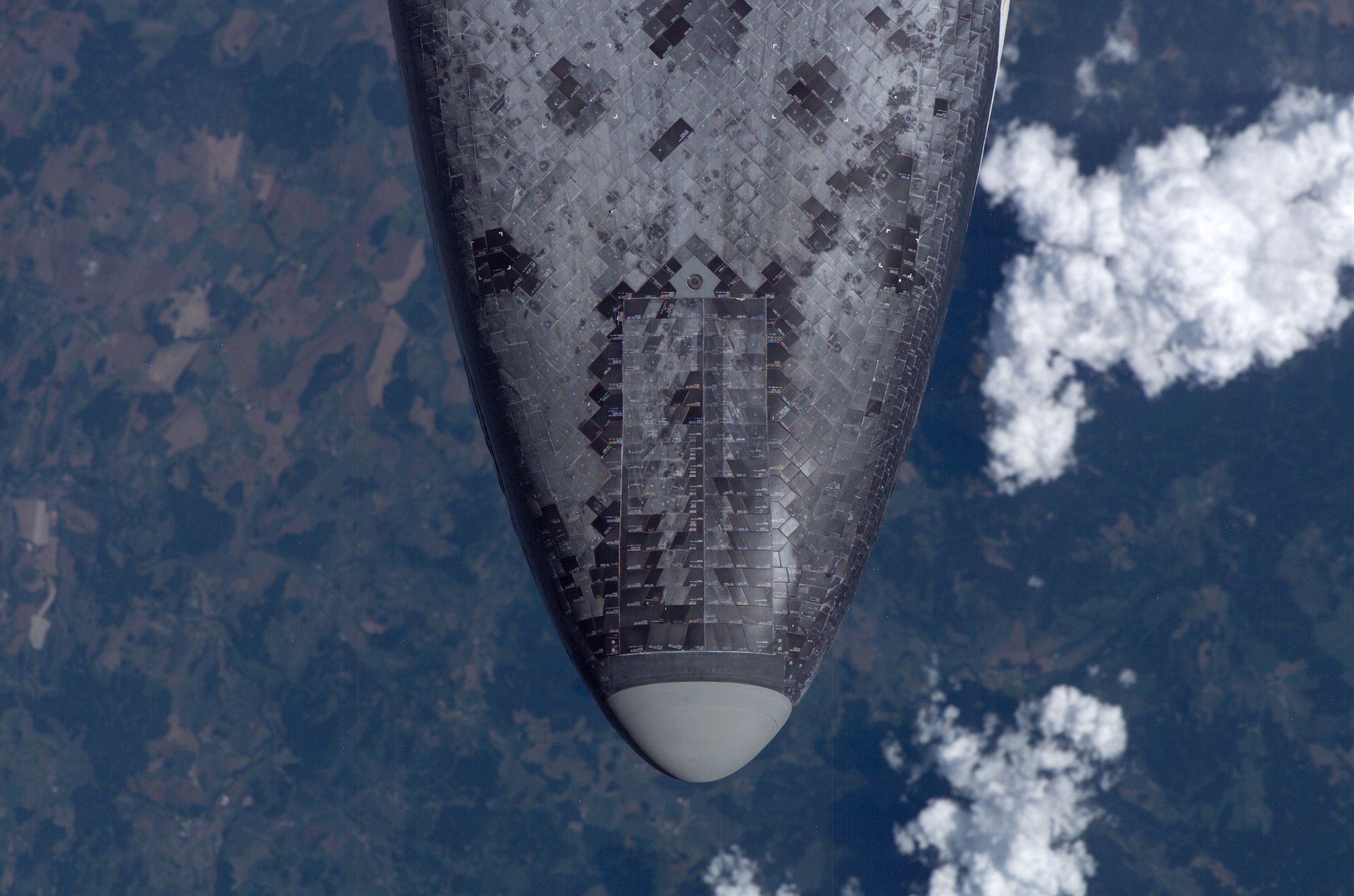 Escudo cerámico del transbordador Discovery. NASA
