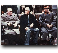 Churchill, Roosevelt y Stalin en la conferencia de Yalta (URSS)